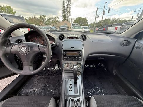 Used 2004 Toyota Celica GT FWD image 17
