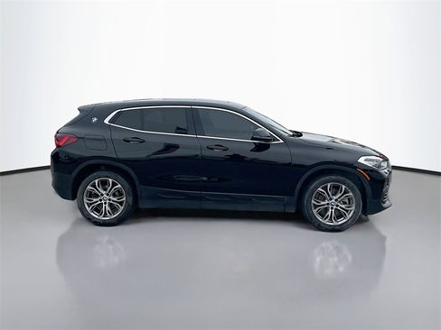 Used 2022 BMW X2 sDrive28i w/ Convenience Package image 8