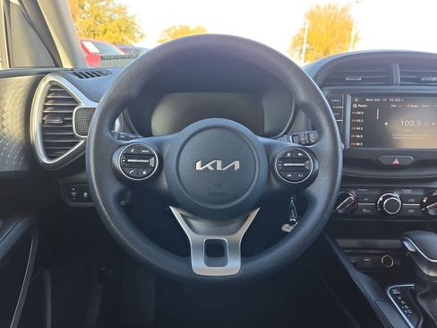 Certified 2024 Kia Soul LX w/ Option Group 015 image 21