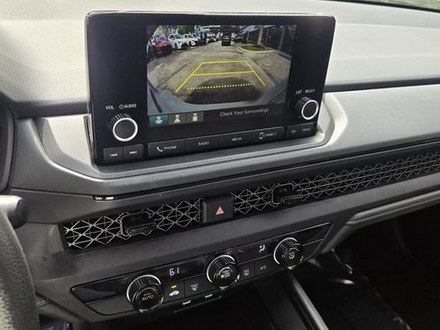 Used 2025 Honda Accord LX image 20
