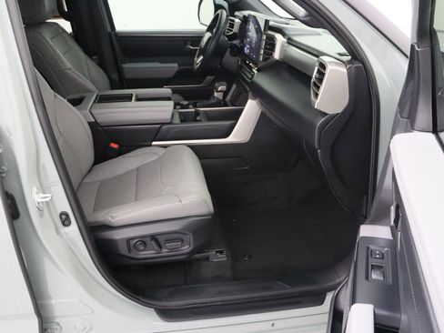 Used 2026 Toyota Tundra Limited w/ Power Package image 39