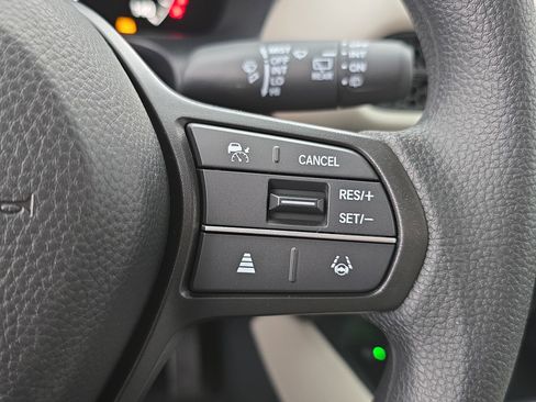 New 2026 Honda HR-V LX image 17