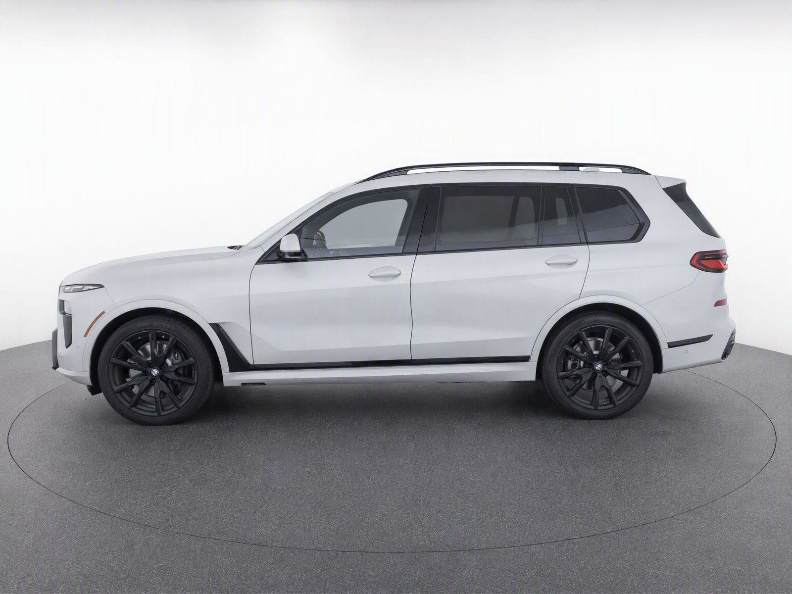 Used 2026 BMW X7 xDrive40i w/ Executive Package AWD/4WD image 7