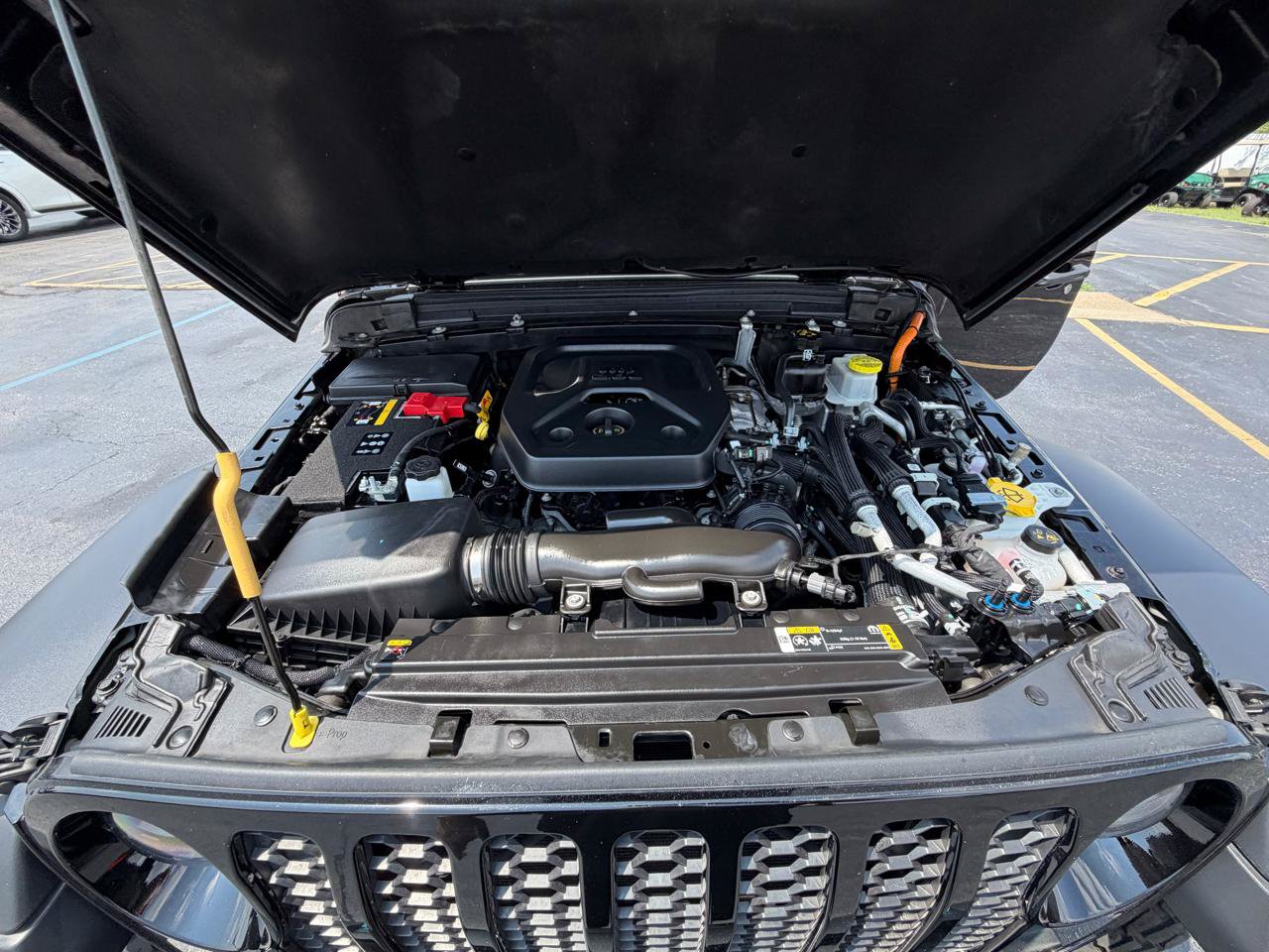 Used 2023 Jeep Wrangler Unlimited w/ Cold Weather Group AWD/4WD image 45