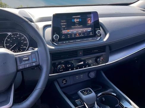 New 2026 Nissan Rogue SV FWD image 6