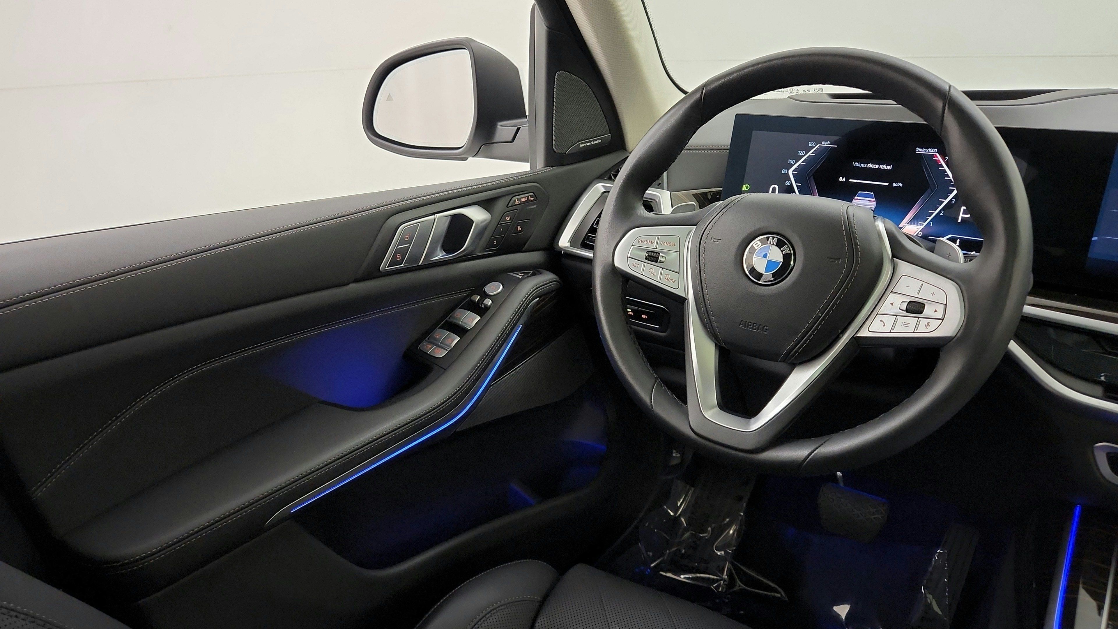 Used 2026 BMW X7 xDrive40i AWD/4WD image 22