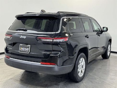 Used 2023 Jeep Grand Cherokee L Limited image 7