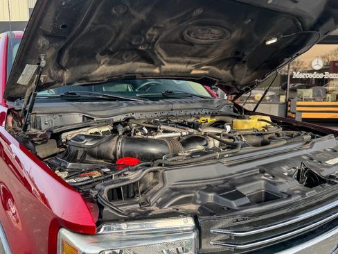 Used 2019 Ford F250 Lariat w/ Lariat Ultimate Package image 41