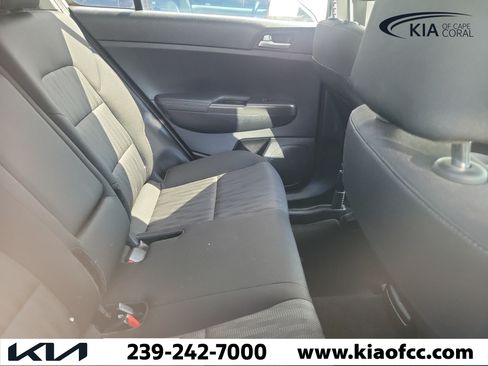 Used 2022 Kia Sportage LX FWD image 10