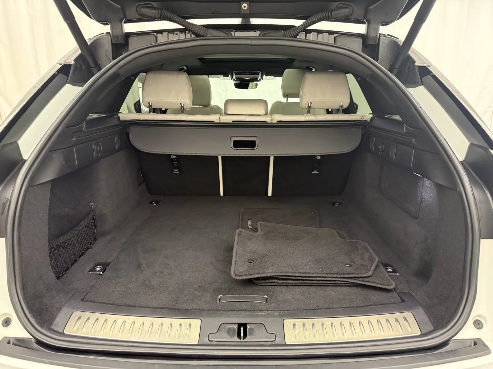 Used 2021 Land Rover Range Rover Velar R-Dynamic S AWD/4WD image 47