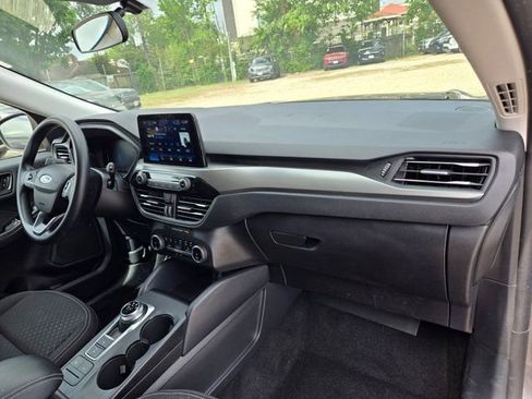 Used 2025 Ford Escape Active image 30