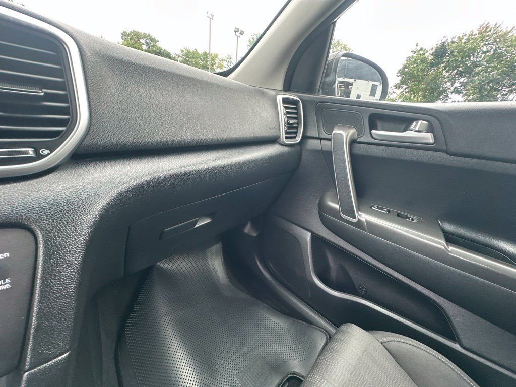 Used 2022 Kia Sportage LX AWD/4WD image 20