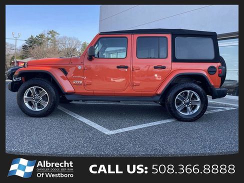 Used 2020 Jeep Wrangler Unlimited Sahara AWD/4WD image 2