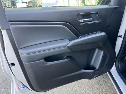 New 2026 GMC Canyon Elevation image 10