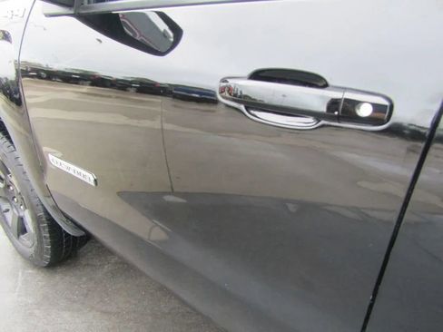 Used 2019 GMC Sierra 1500 Limited w/ Elevation Edition image 27