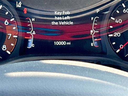 Used 2024 Jeep Compass Limited image 12