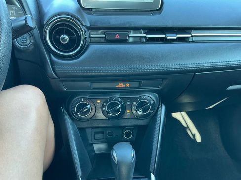 Used 2018 Toyota Yaris iA FWD image 19