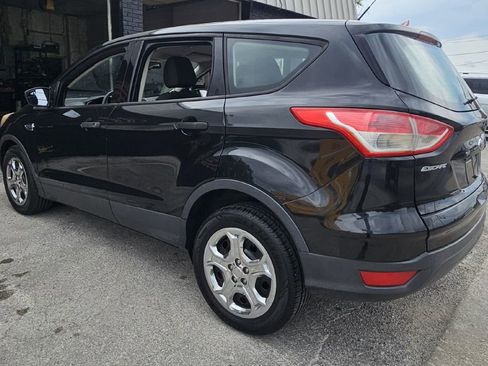 Used 2014 Ford Escape S FWD image 7