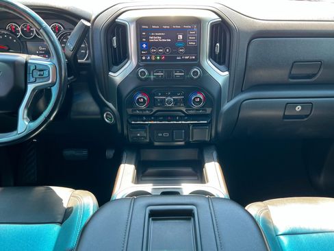 Used 2020 Chevrolet Silverado 1500 LT Trail Boss AWD/4WD image 13
