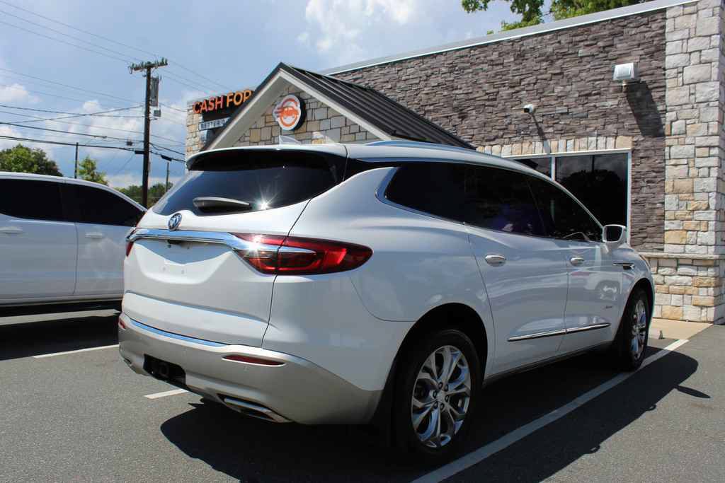 Used 2018 Buick Enclave Avenir w/ Avenir Technology Package FWD image 5