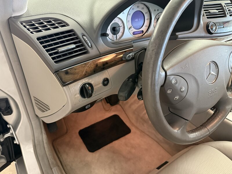 Used 2003 Mercedes-Benz E 500 Sedan w/ X2 Opt Pkg image 19