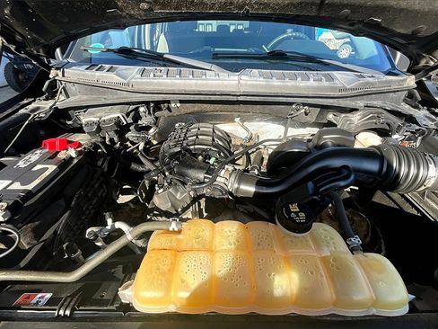 Used 2016 Ford F150 XLT w/ XTR Package image 29