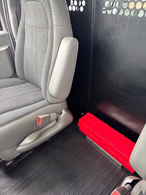 Used 2025 Chevrolet Express 2500 w/ Driver Convenience Package RWD image 28