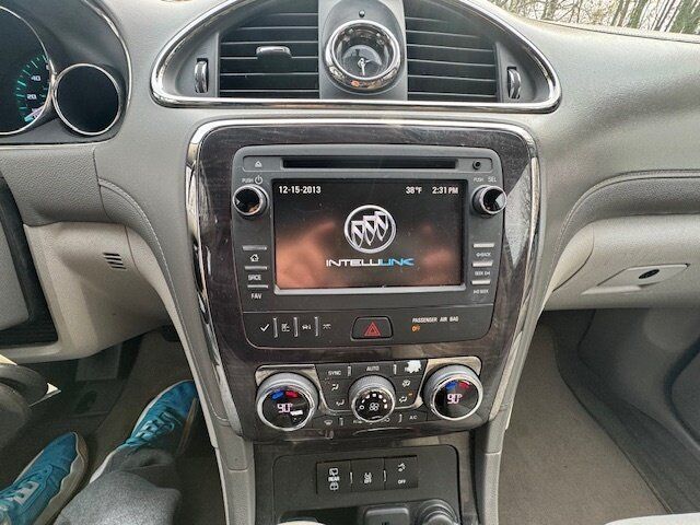 Used 2015 Buick Enclave Convenience FWD image 22