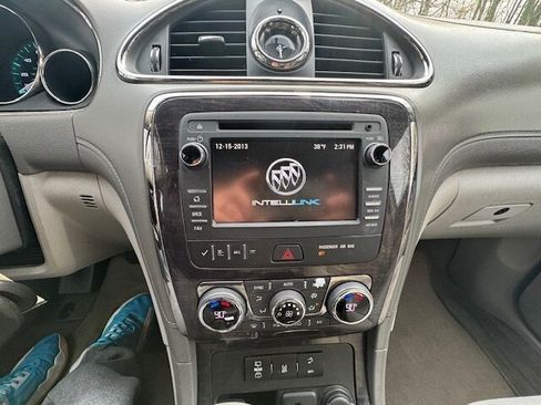 Used 2015 Buick Enclave Convenience FWD image 22