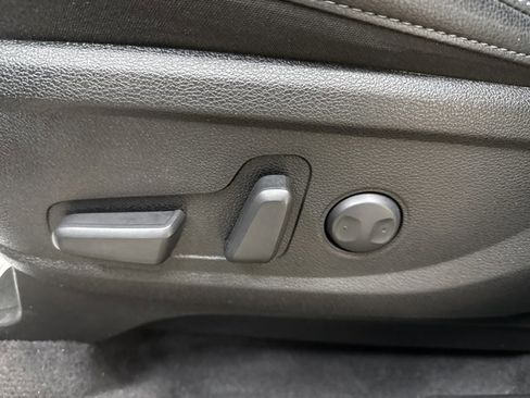 Certified 2024 Kia Telluride EX image 27