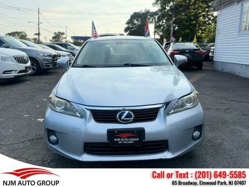 Used 2012 Lexus CT 200h Premium w/ Premium Audio Pkg FWD image 7