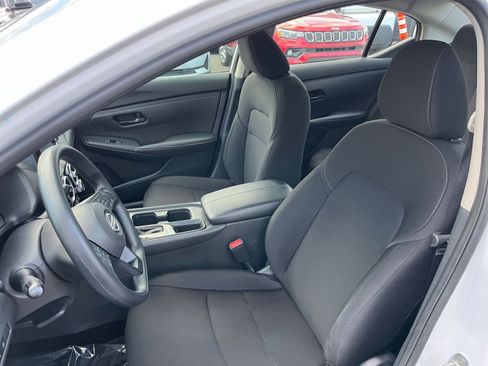 Used 2025 Nissan Sentra S image 34