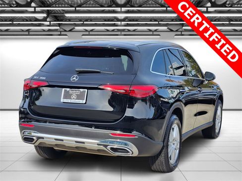 Certified 2025 Mercedes-Benz GLC 300 image 9