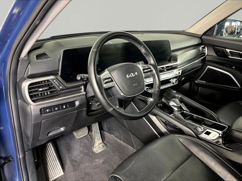Used 2023 Kia Telluride S AWD/4WD image 15