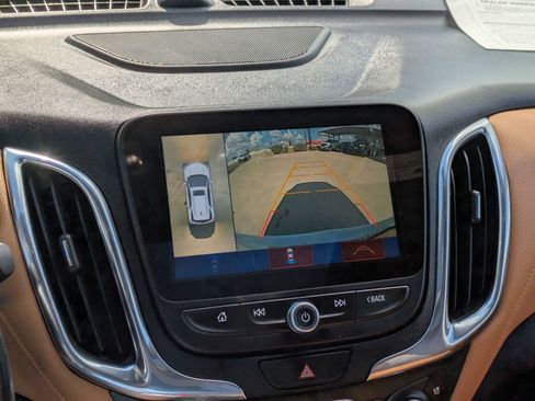 Used 2018 Chevrolet Equinox Premier image 19