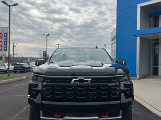 Used 2025 Chevrolet Silverado 1500 ZR2 video 2