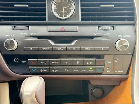 Used 2016 Lexus RX 350 AWD w/ Premium Package image 17