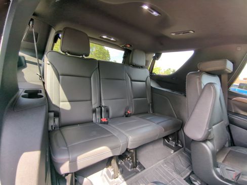Used 2023 Chevrolet Tahoe High Country AWD/4WD image 32