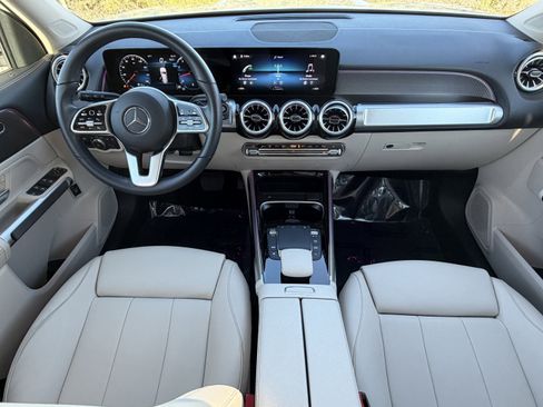 Certified 2022 Mercedes-Benz GLB 250 image 30