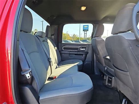 Used 2024 RAM 2500 Big Horn w/ Bed Utility Group image 31