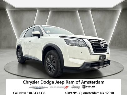 Used 2024 Nissan Pathfinder SV