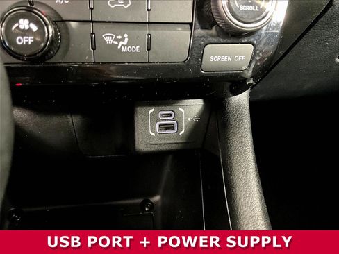 Used 2022 Jeep Compass Latitude AWD/4WD image 16