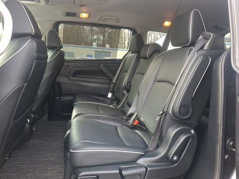 Certified 2025 Honda Odyssey Touring image 10