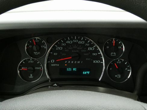 New 2025 GMC Savana 3500 w/ Power Convenience Package RWD image 5