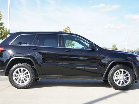Certified 2021 Jeep Grand Cherokee Laredo image 10