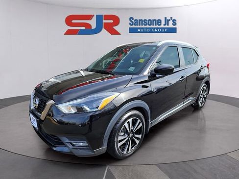 Certified 2020 Nissan Kicks SR image 1