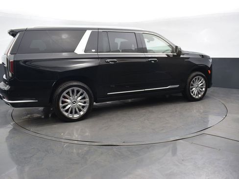 Certified 2024 Cadillac Escalade ESV Premium Luxury w/ Performance Package image 6