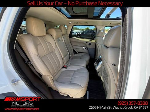 Used 2015 Land Rover Range Rover Sport HSE AWD/4WD image 18