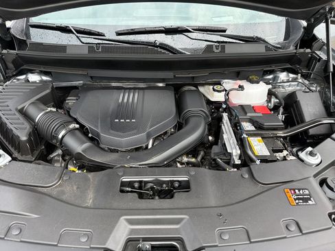 Certified 2026 GMC Acadia Elevation w/ Elevation Premium Package FWD image 26