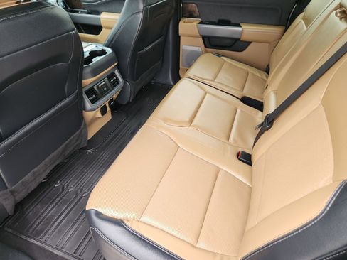 Used 2024 Ford F350 Lariat AWD/4WD image 33